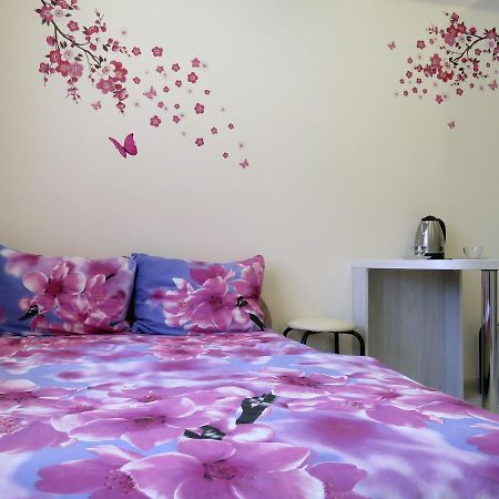 Korolenko Apartment Kharkov Ngoại thất bức ảnh